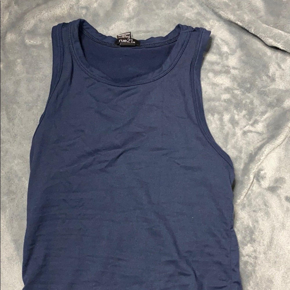 Fitted blue tank